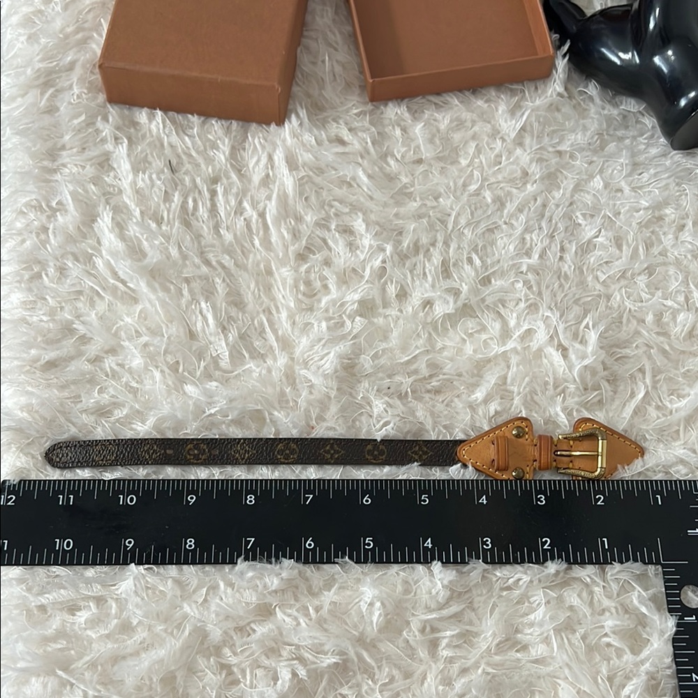 Louis Vuitton Theda Brown and Gold Monogram Bracelet with Box - Picture 12 of 12